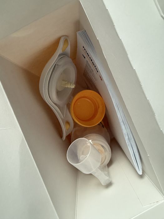 Laktator reczny medela harmony