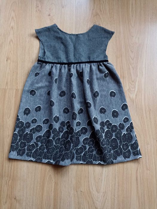 Śliczna sukienka ZUZA