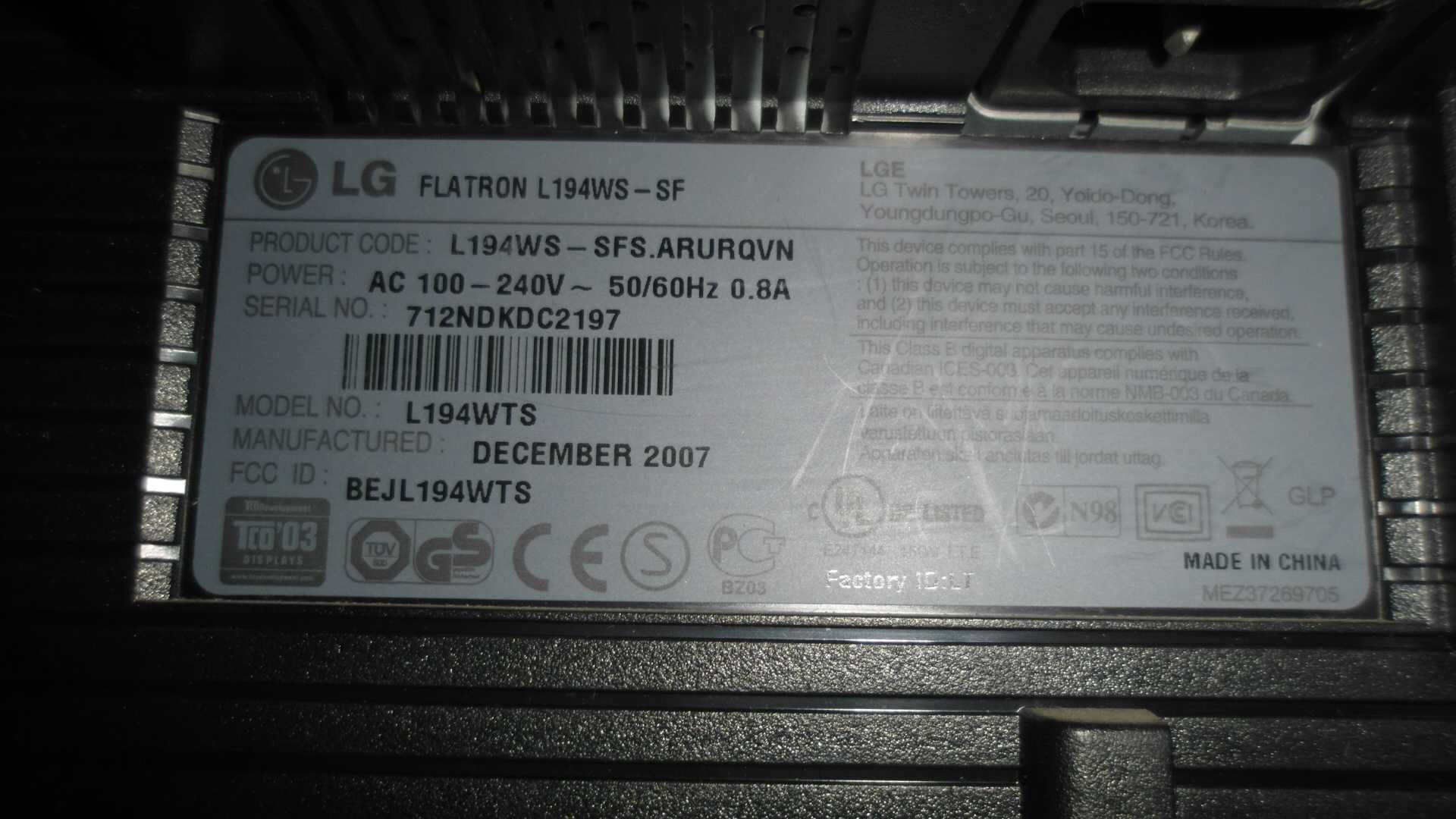 Монитор LG FLATRON L 194 WTS - SF  " 19 ,,