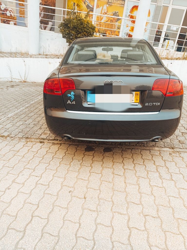 AUDI A4 S-line TDI pode trazer mecânico