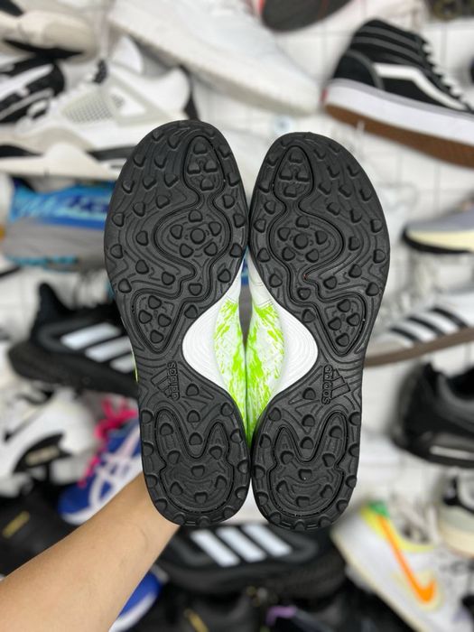 Сороконожки Adidas Оригинал р(46)