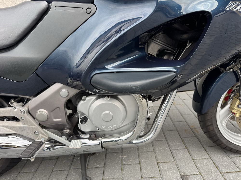 Honda Deauville NTV650