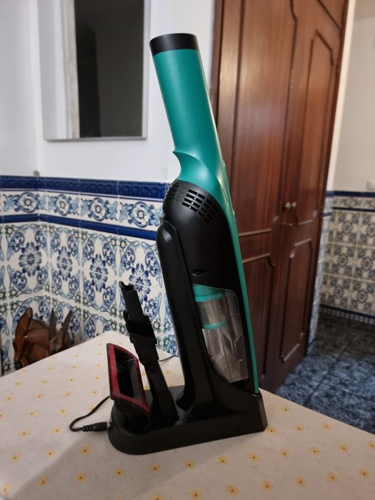Aspirador recarregável