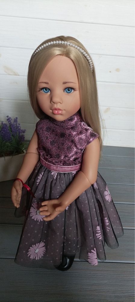 Коллекционная виниловая кукла Gotz
