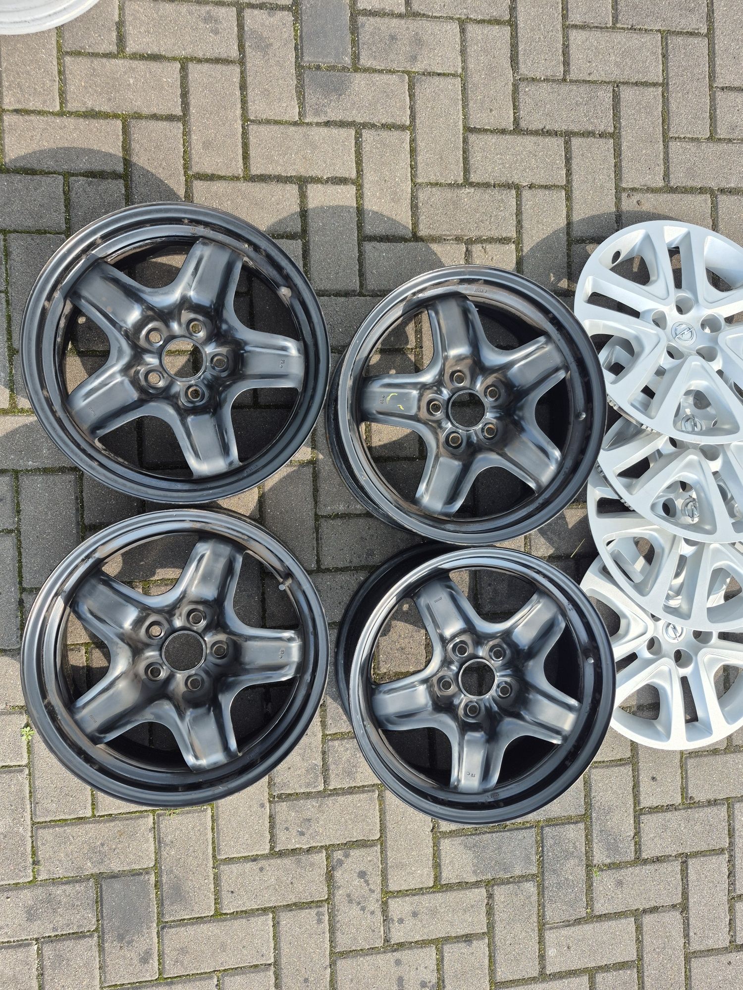 Felgi Struktur z Kołpak i Czujnik OPEL Astra J Mokka 5x105 16 Cal 6.5J