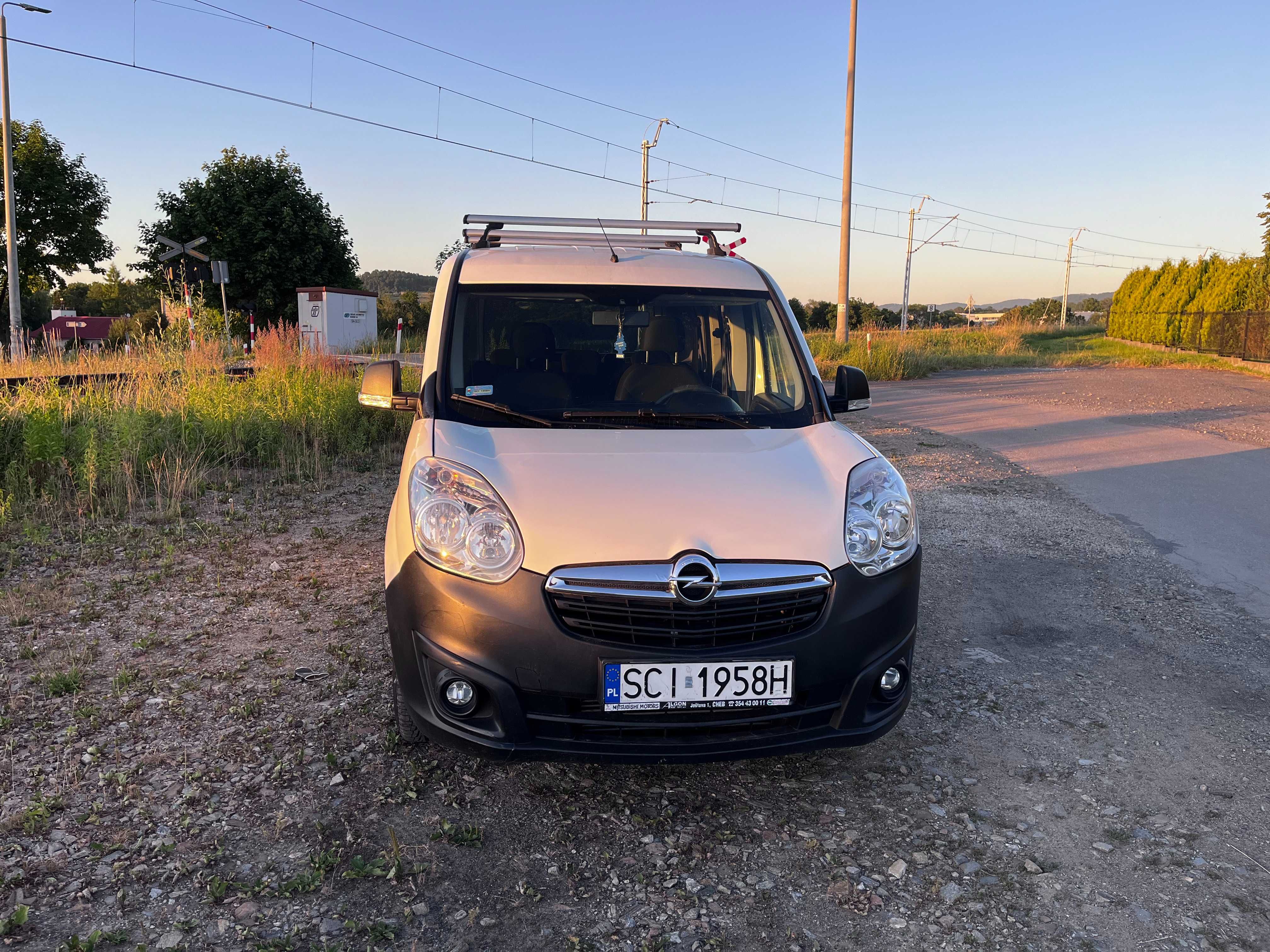 Opel Combo 1.3CDTI / Super Stan / 2 KPL Opon !