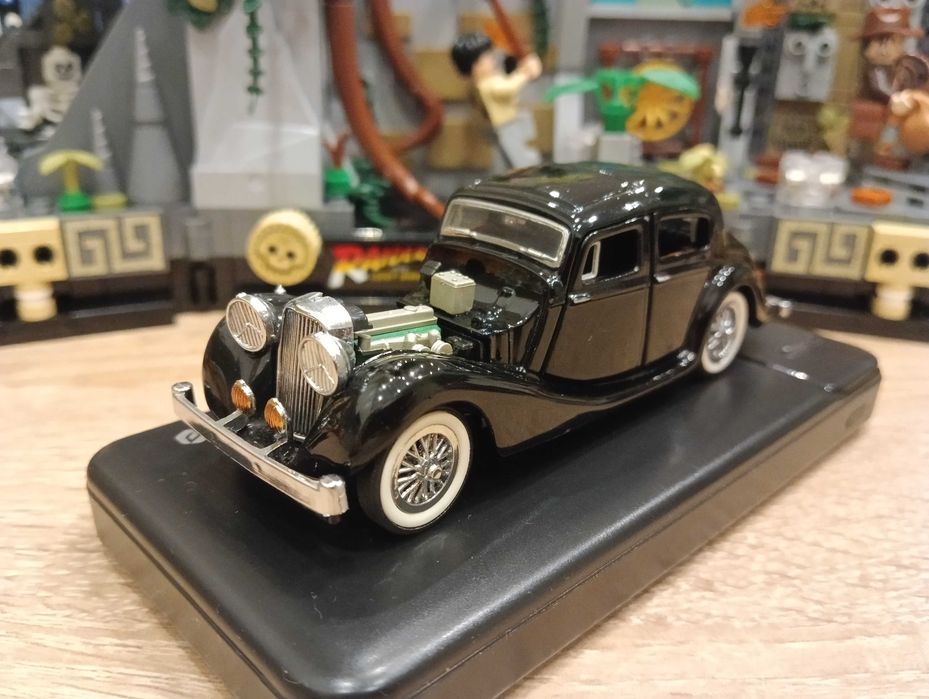 Модель 1946 Jaguar Mark ІV - Franklin Mint 1:43