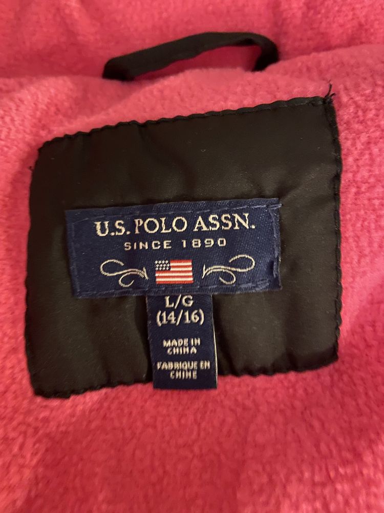 Продам теплу куртку- пальто U.S.Polo