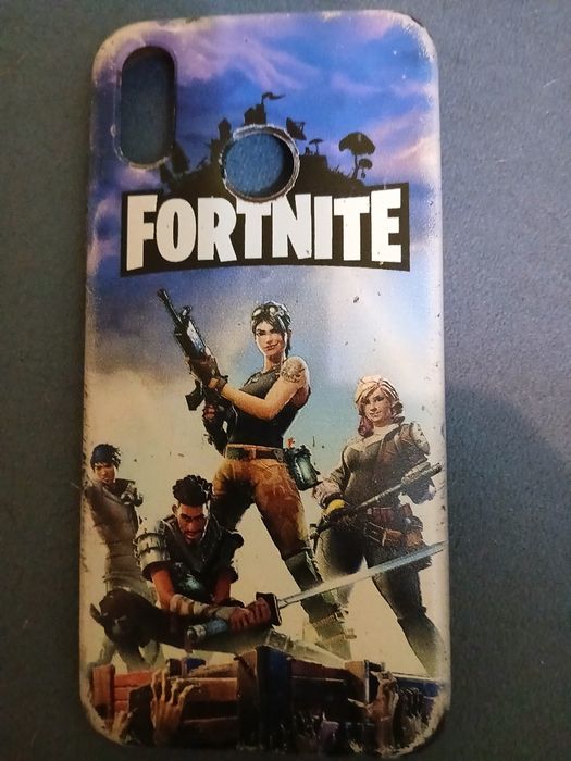 Sprzedam etui fortnite Huawei p20 lite