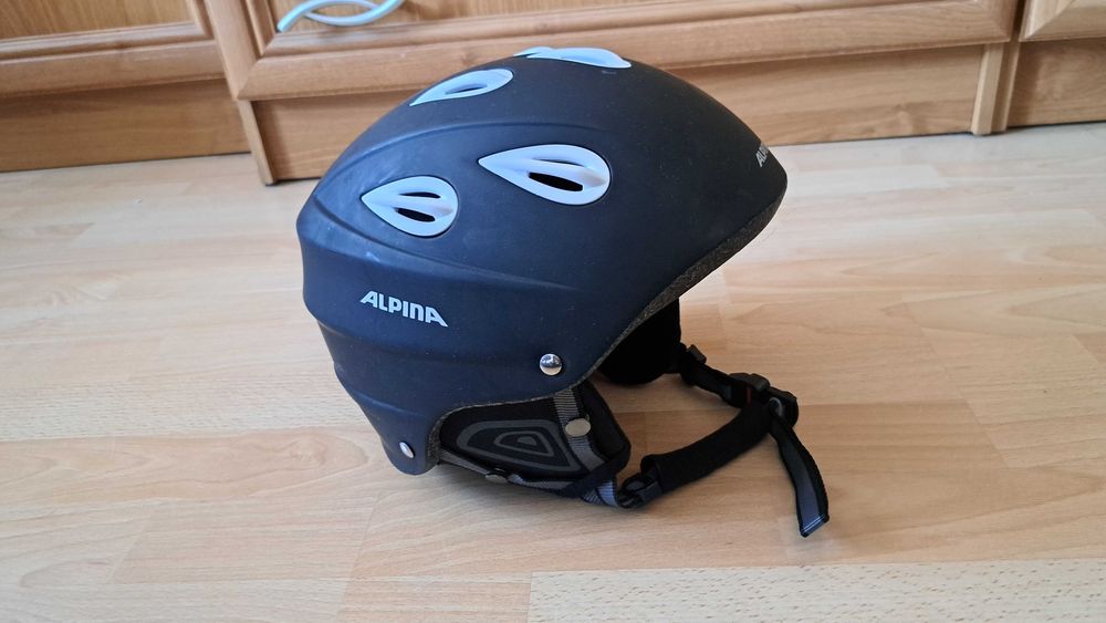 Kask Narciarski Alpina - rozmiar 61-64, stan bardzo dobry