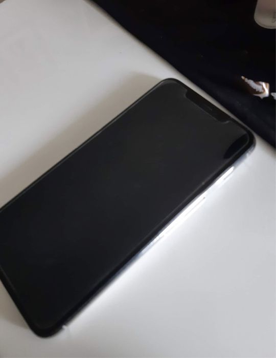 Sprzedam iPhone XS MAX