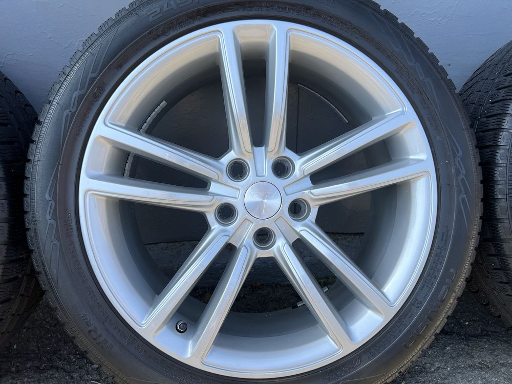 Оригінальні диски Tesla r19 5*120 Model S X