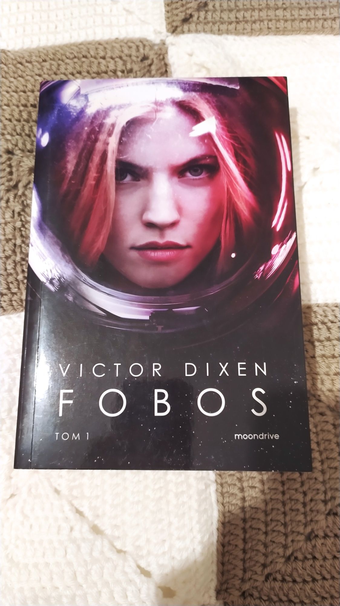 Fobos t. 1 - Víctor Dixen