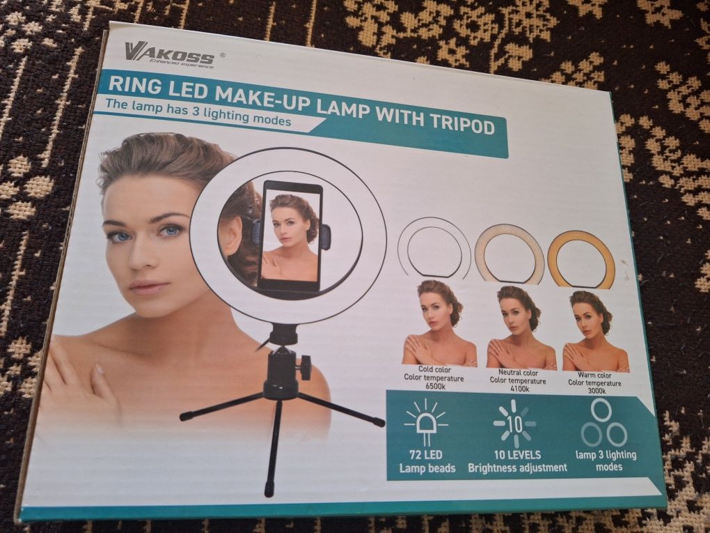 Led lampa pierścieniowa do makijażu. Brak statywu.
