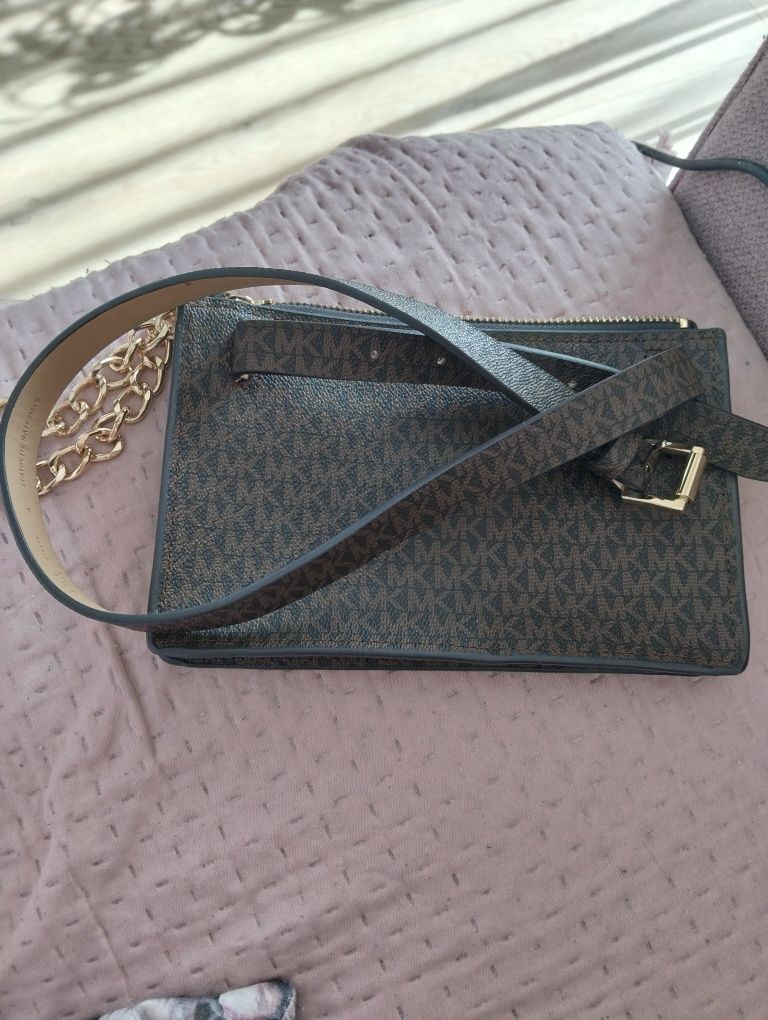 Saszetka nerka Michael Kors