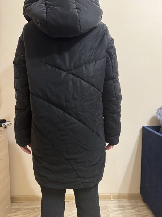 Зимний пуховик ( женский ) б/у