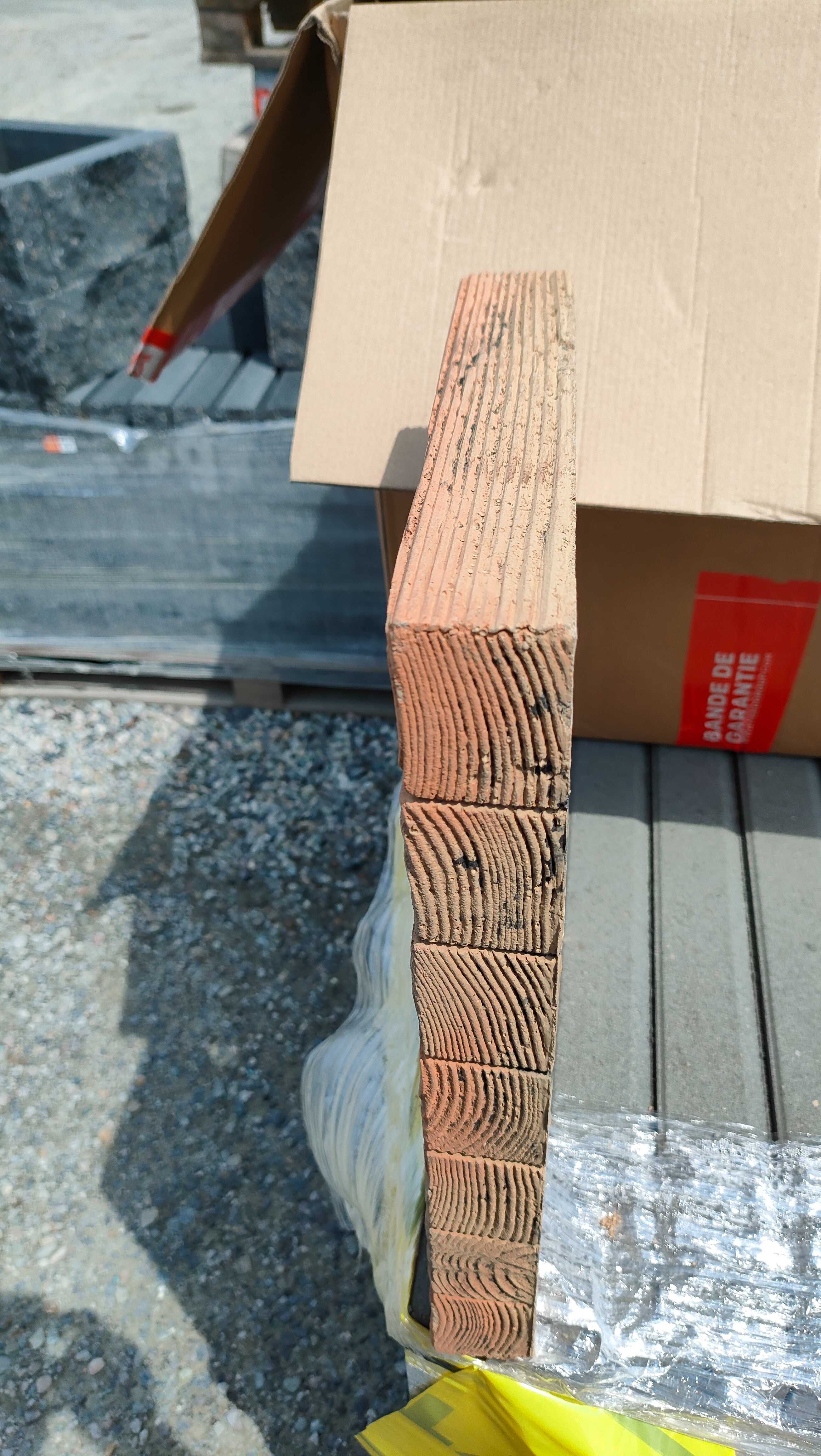 Drewno ogrodowe decha palisada palisady obrzeża drewnopodobne betonowe