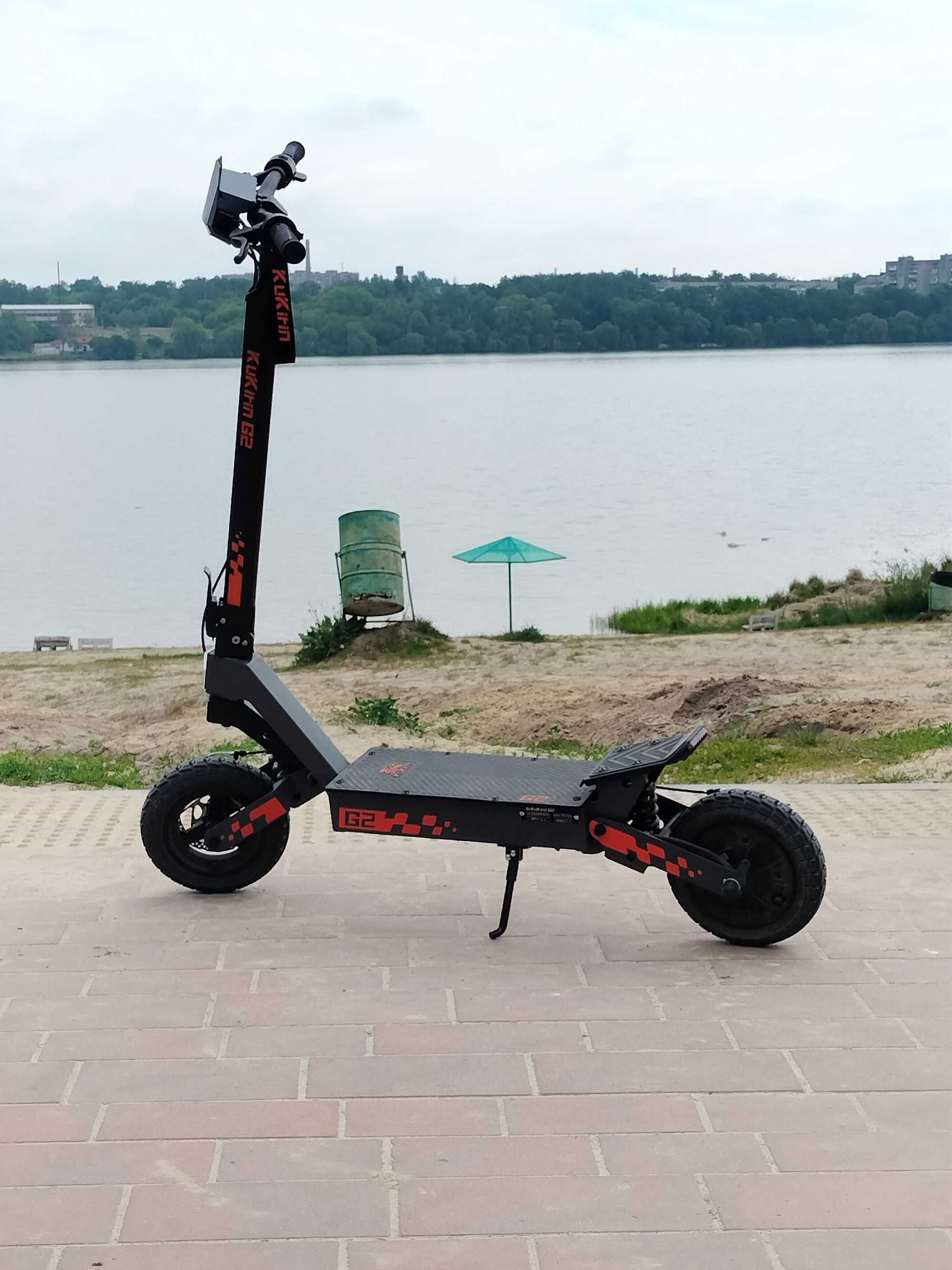 Електросамокат Kugoo Kirin G2 2025 рік (800 Вт; 15 А*ч; 48 В)