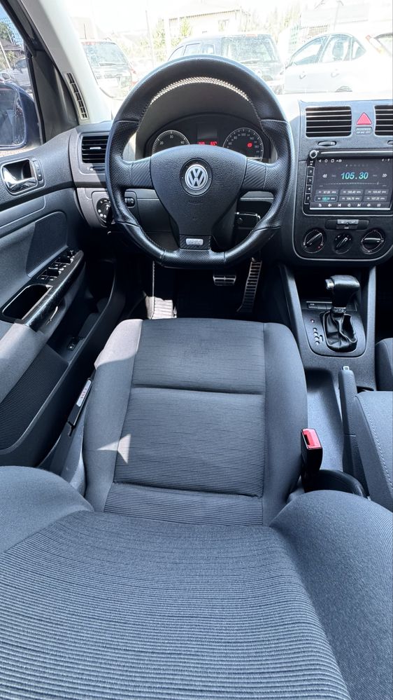 VW Golf 5 Фольксванег Гольф 5 2.0 ДИЗЕЛЬ АВТОМАТ ЕКСКЛЮЗИВ