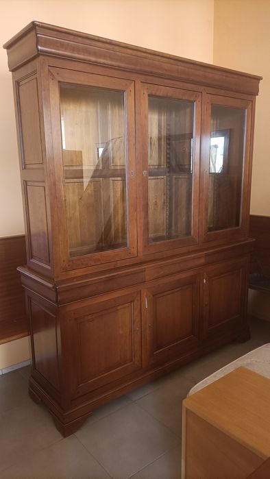 Móvel de sala castanho