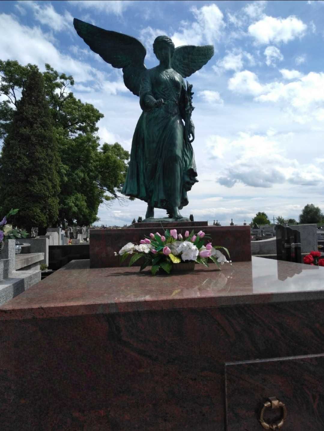 Anioł z brązu , rzeźba Anioła, pomnik Aniola  h100cm
