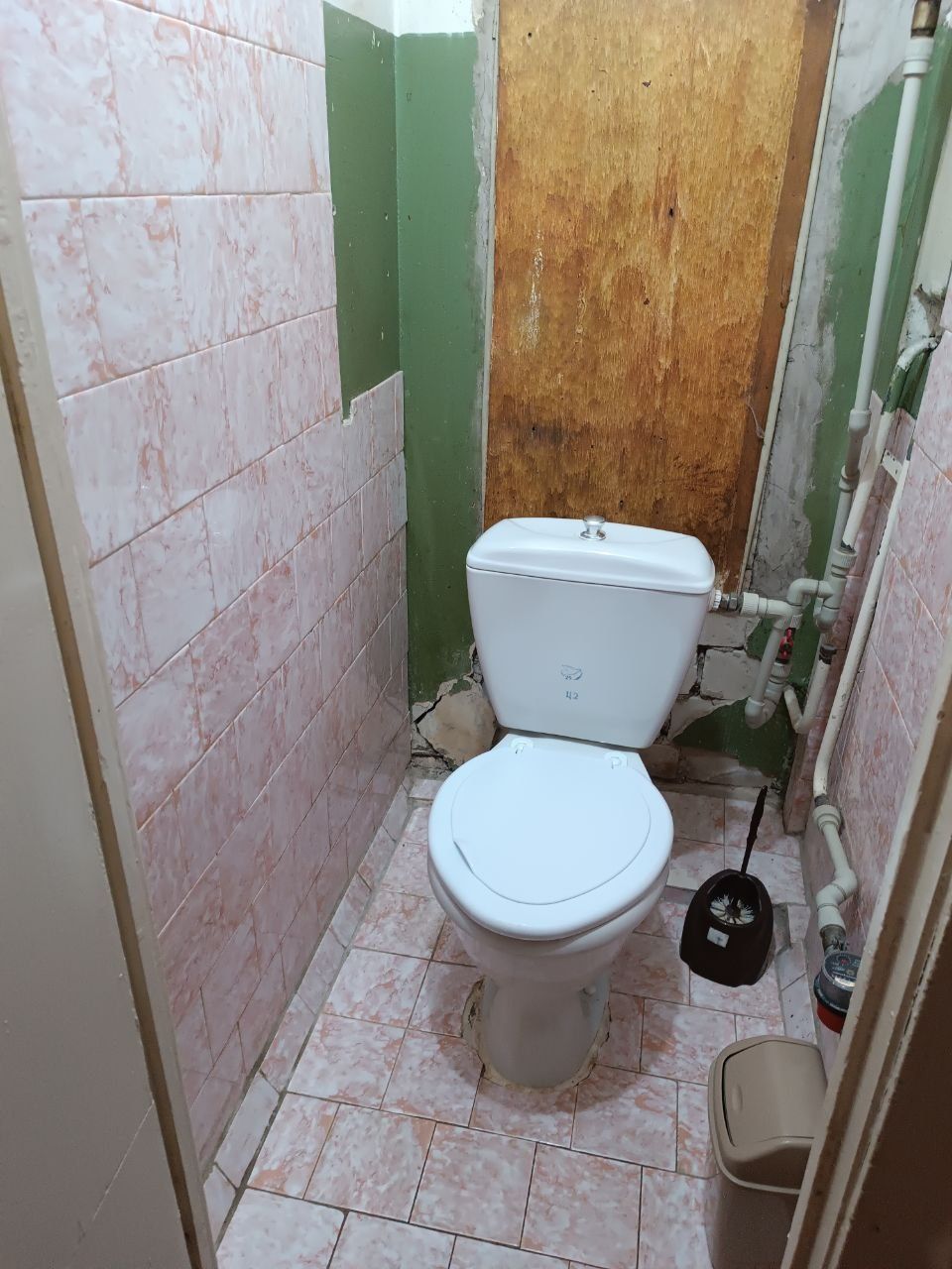 Продаю трикімнатну квартиру вул. П'ятницька