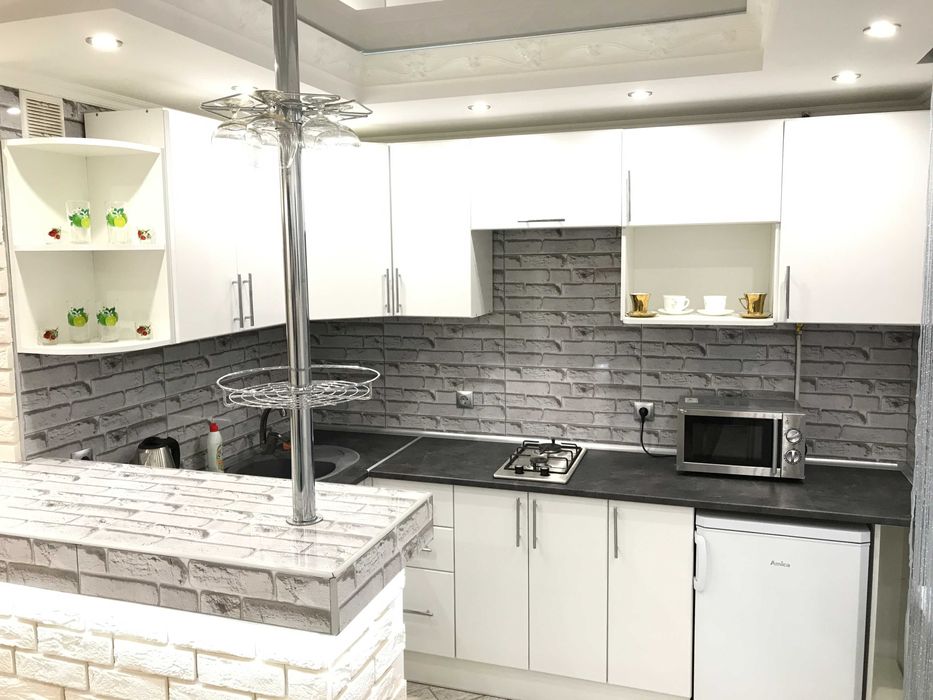 Квартира студия Париж посуточно и почасово, Троещина Фестивальный