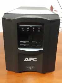 Источник бесперебойного питания APC Smart-UPS 750