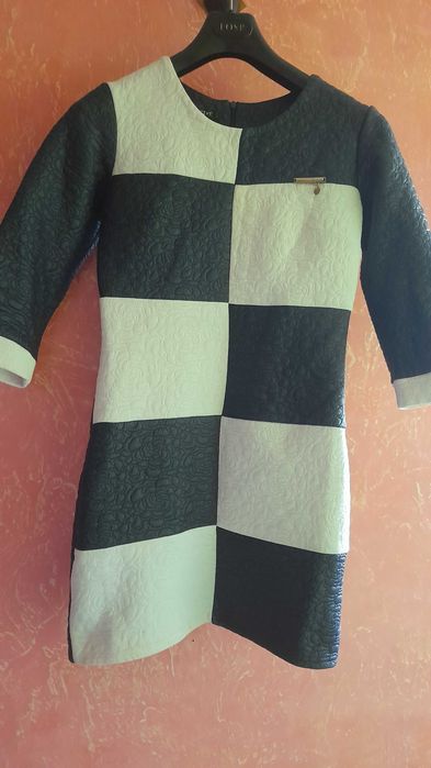 Платья женск.летние 5 штук