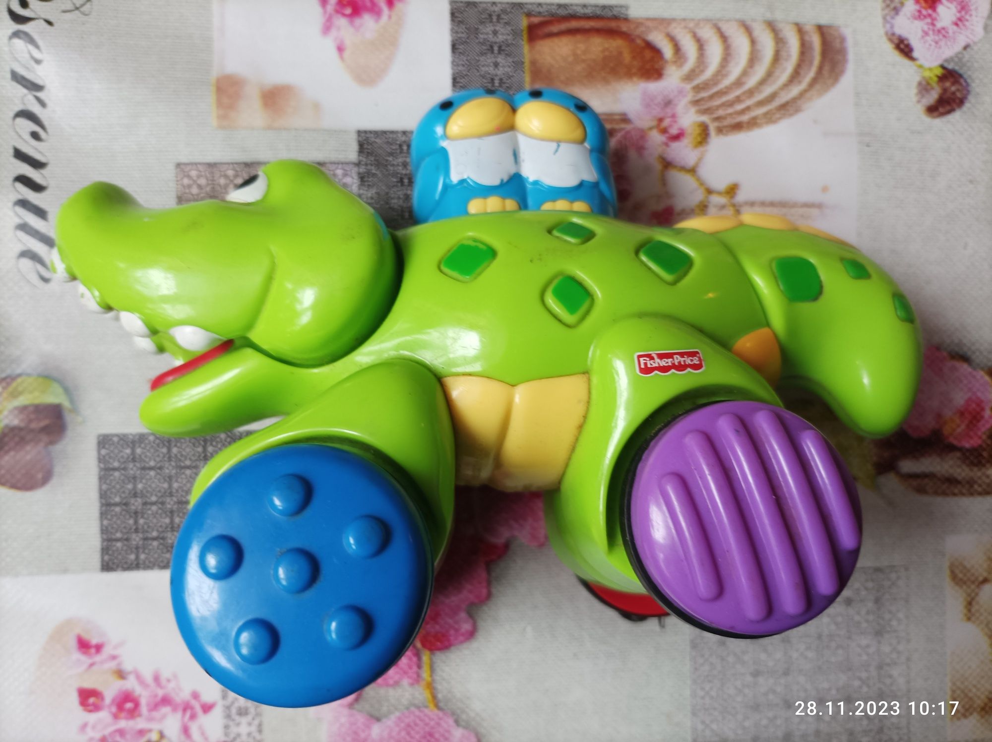 Zabawka jeżdżąca krokodyl Fisher Price