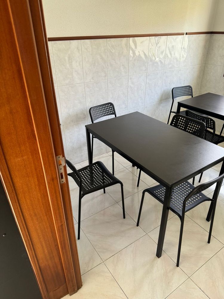 Quarto compartilhado prox Aeroporto frente ao Metro.