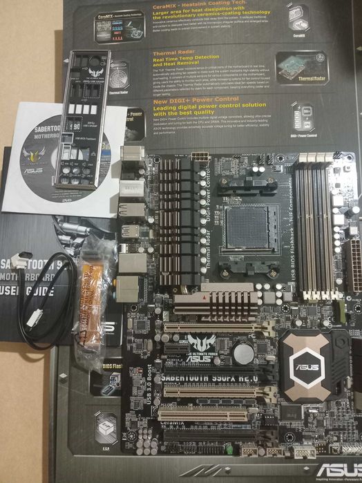 Материнська плата Asus Sabertooth 990FX R2.0 (AM3+, AMD 990FX/SB950)