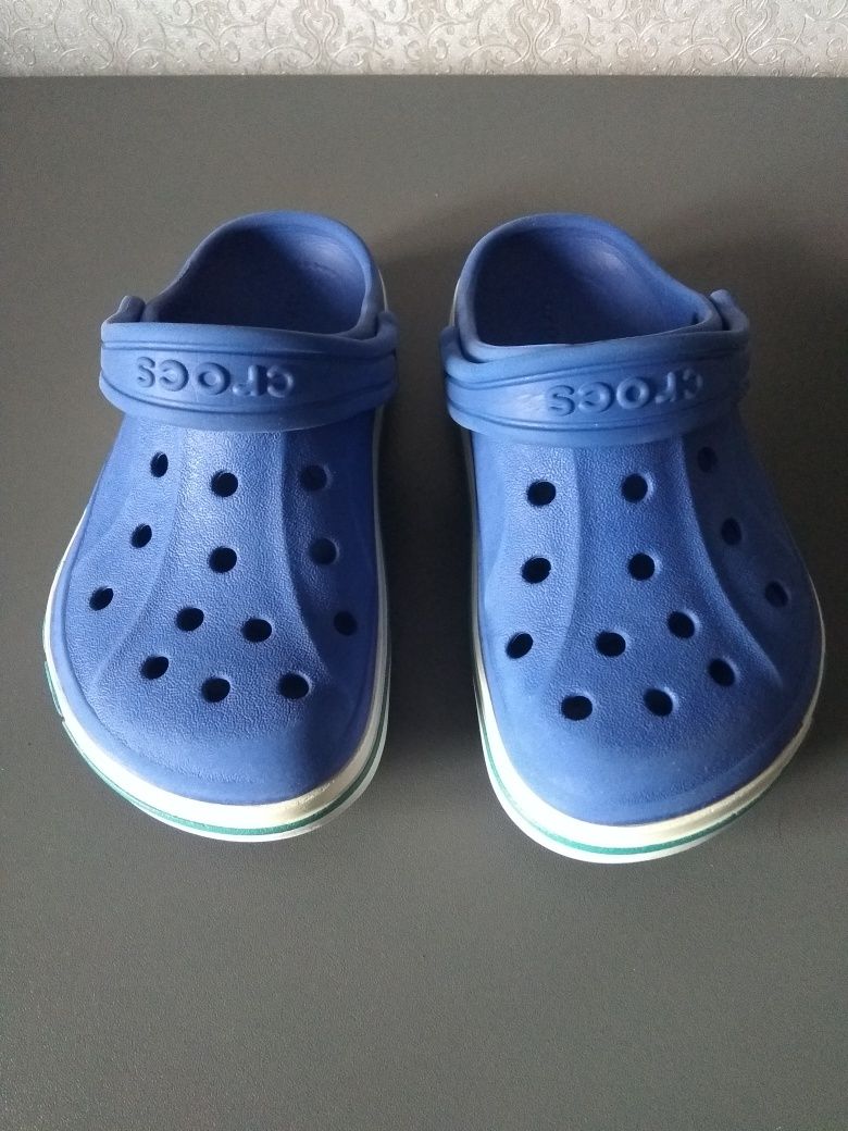 Дитячі Crocs С10 у відмінному стані Оболонь