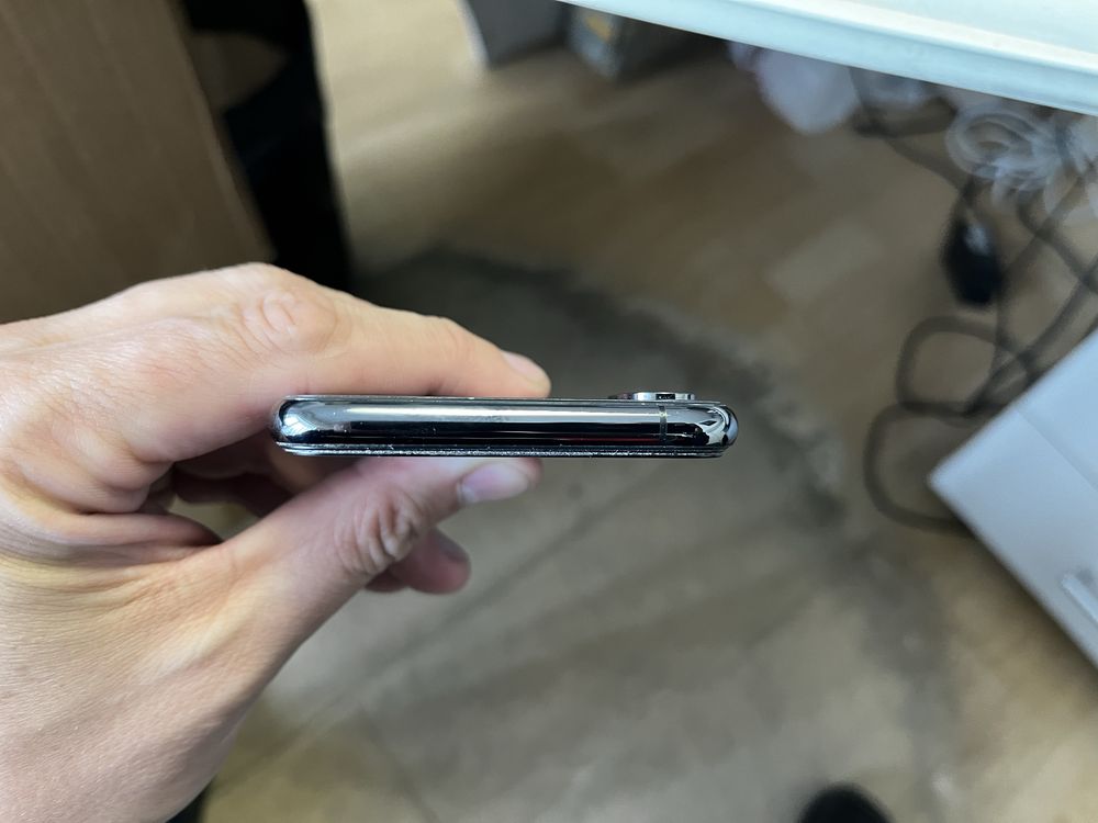 Apple iPhone Xs, Space Grey, 64GB