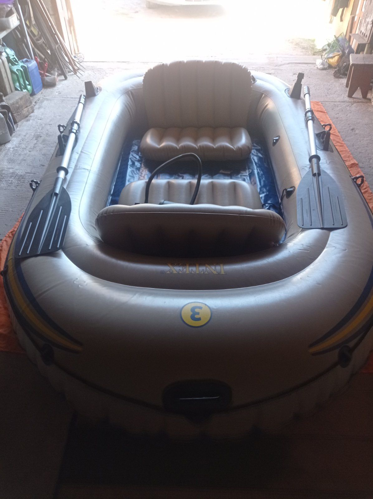 Човен надувний Intex  «Excursion 3»
