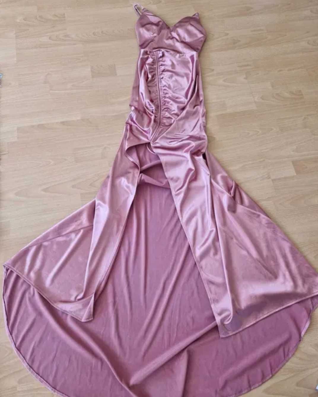suknia wow piękna