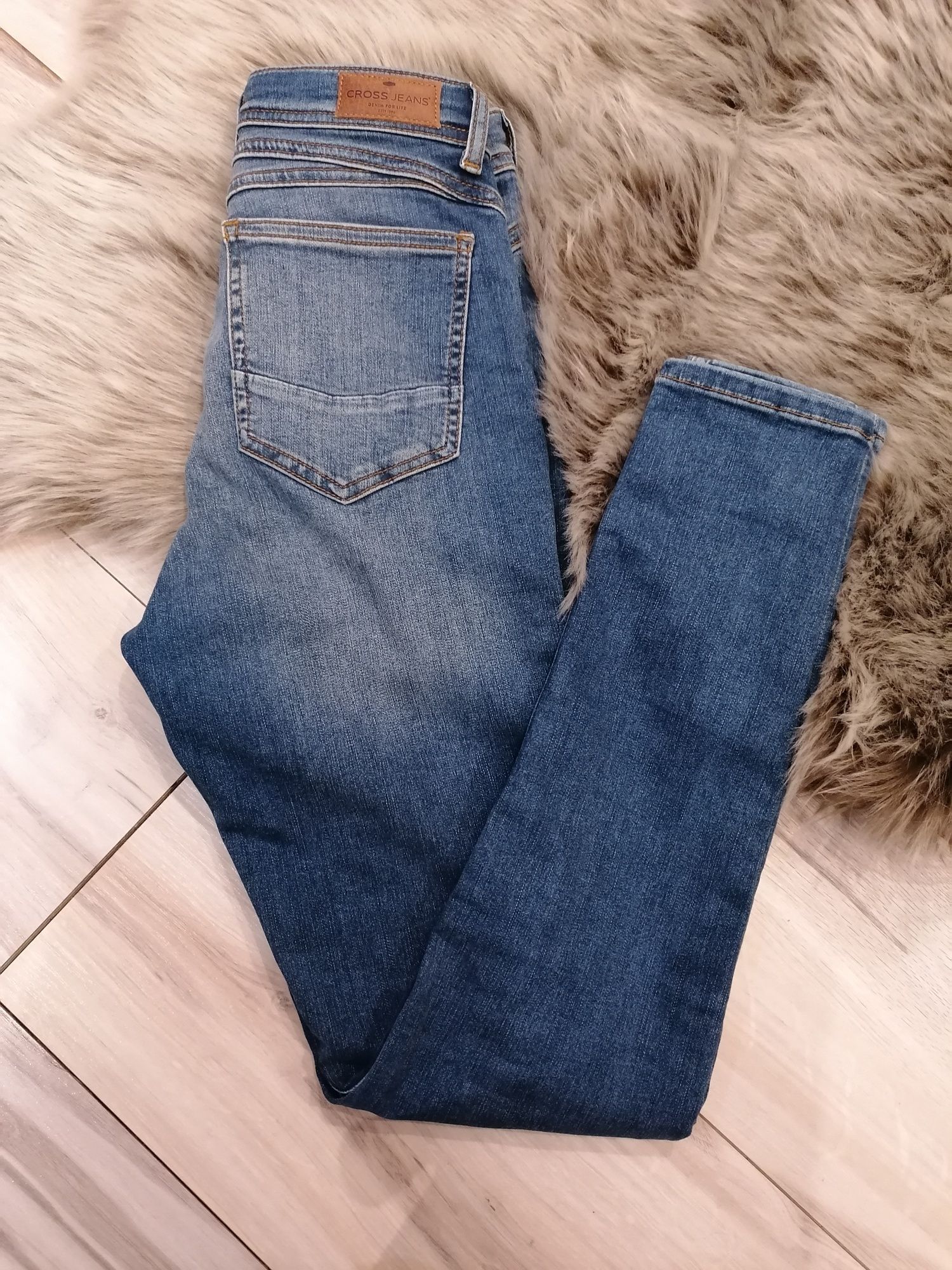 Spodnie jeansowe Judy Cross Jeans W25 L32