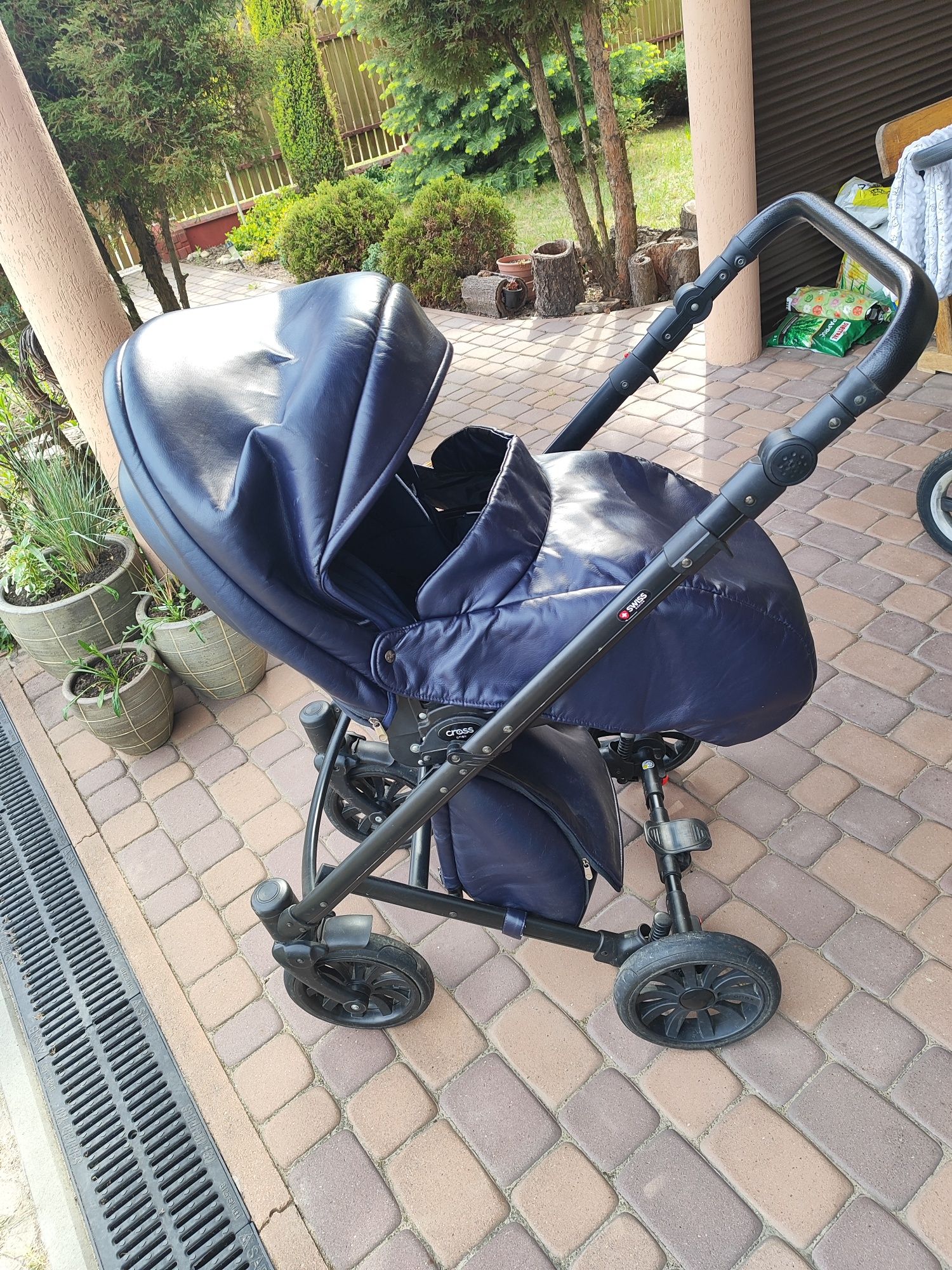 Granatowy wózek 2w1 Anex