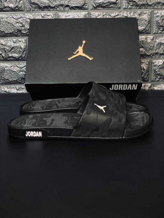 Шлепанцы Jordan мужские Камуфляж. Черные Джордан 39-46 пляжные Топ!