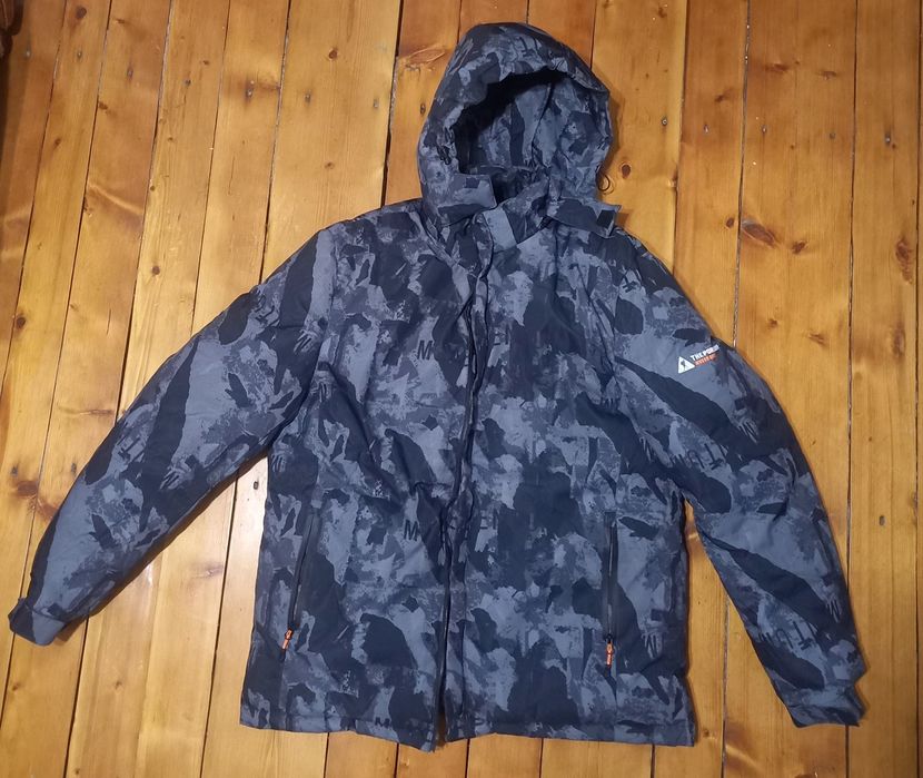 Зимова чоловіча куртка