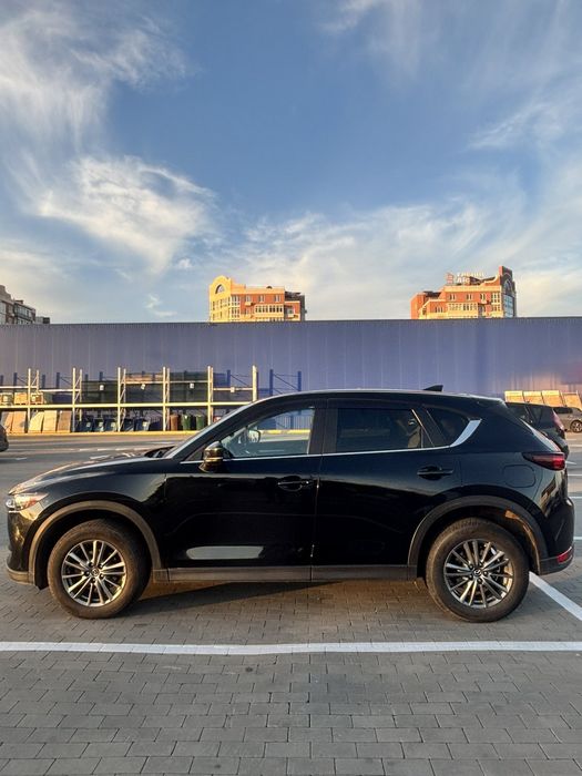 Автомобіль Мазда CX-5