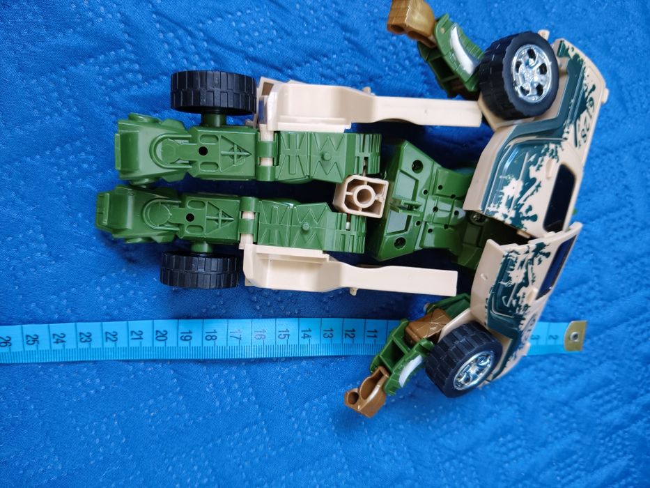 Samochód robót 2 w 1 Transformers autko terenowe Hammer