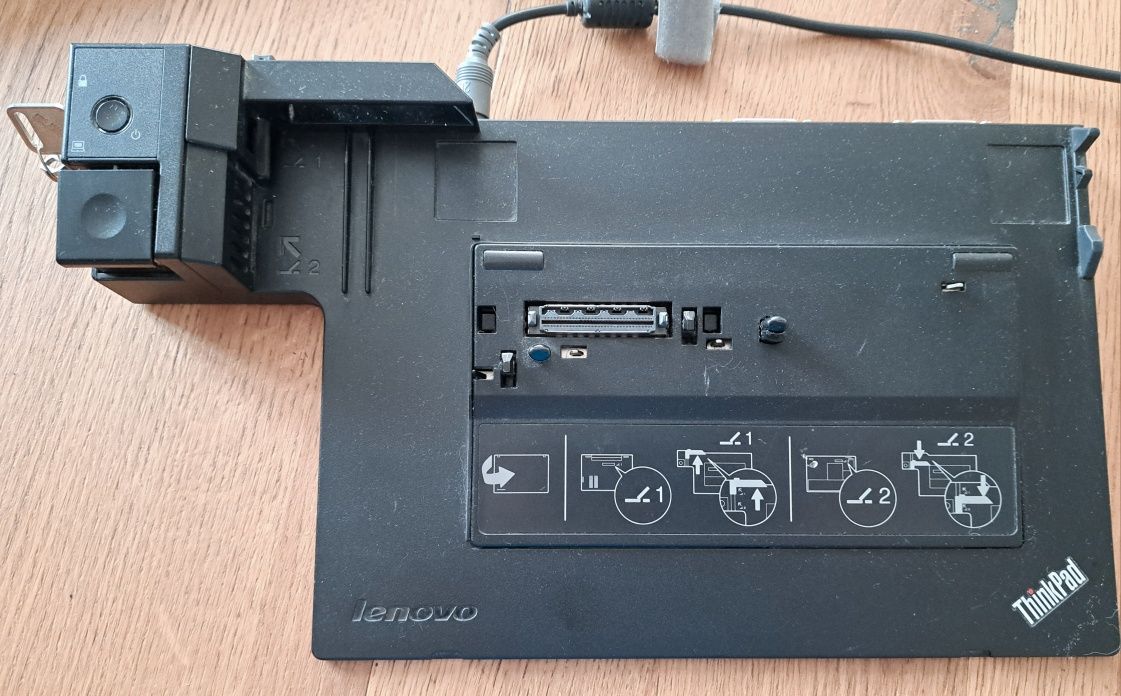 Laptop Lenovo ThinkPad T520, dysk SSD + stacja dokująca