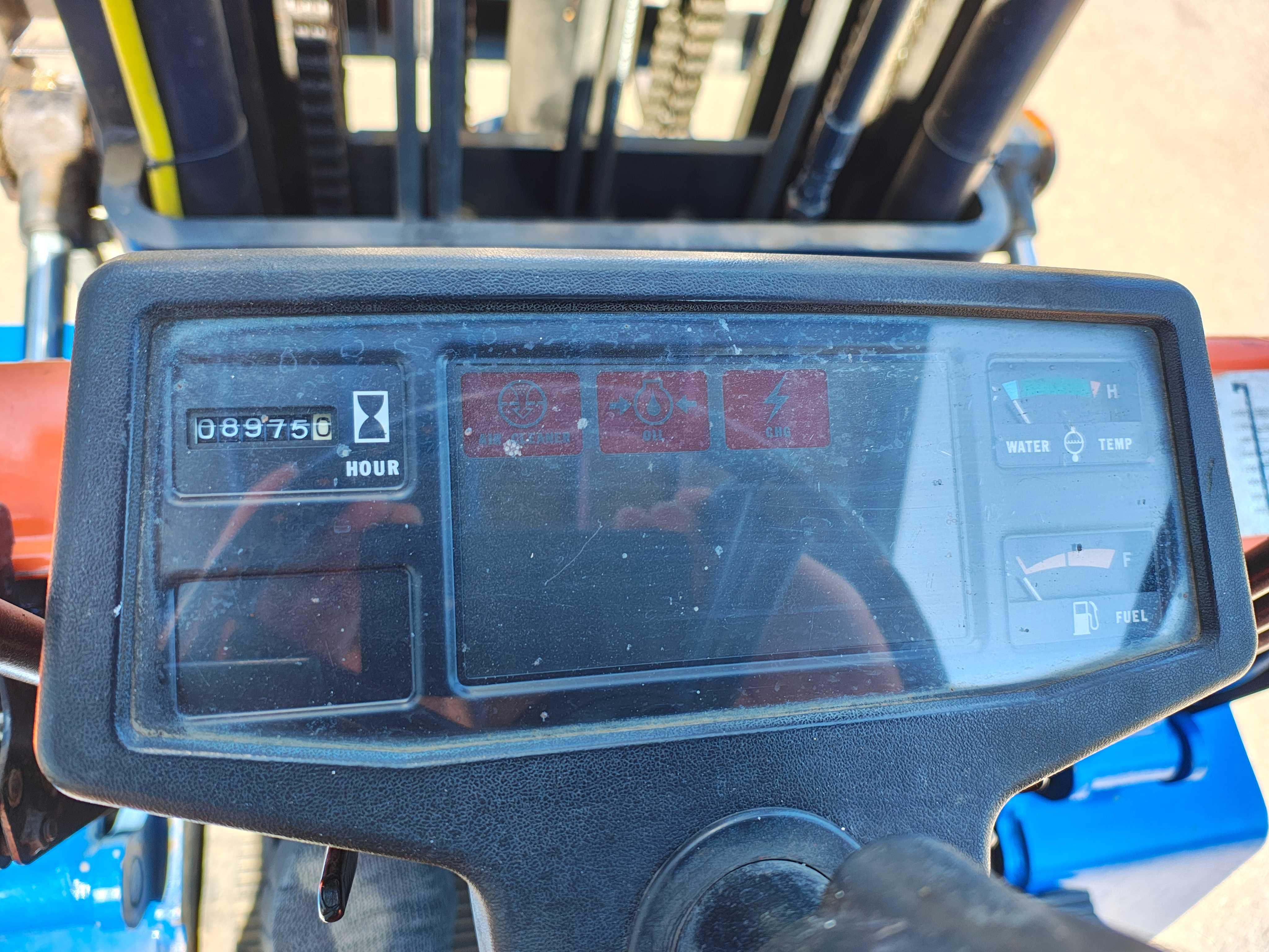 Wózek widłowy TOYOTA 2,5 t - 5FGF25 Triplex Gas automat przesuw