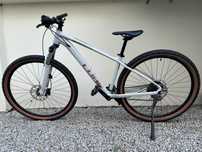Rower Cube Acces WS EXC Lightgrey, koła 29'