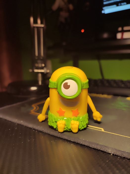 Zabawki z Happy Meal - Minionki 2015 4 sztuki