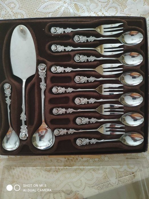 Vendo ou troco conjuto de talheres de chá