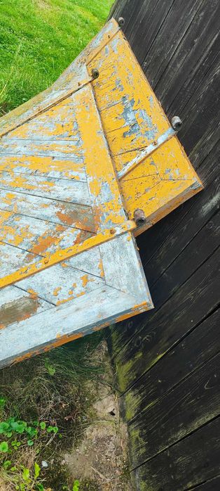 Stare drzwi drewniane 2 sztuki. Ciężkie Gospodarcze