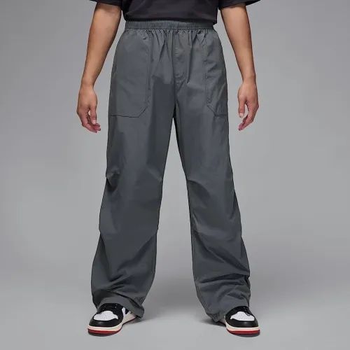 Nike Jordan Essentials чоловічі Woven Pants колір сірий FV7306-068