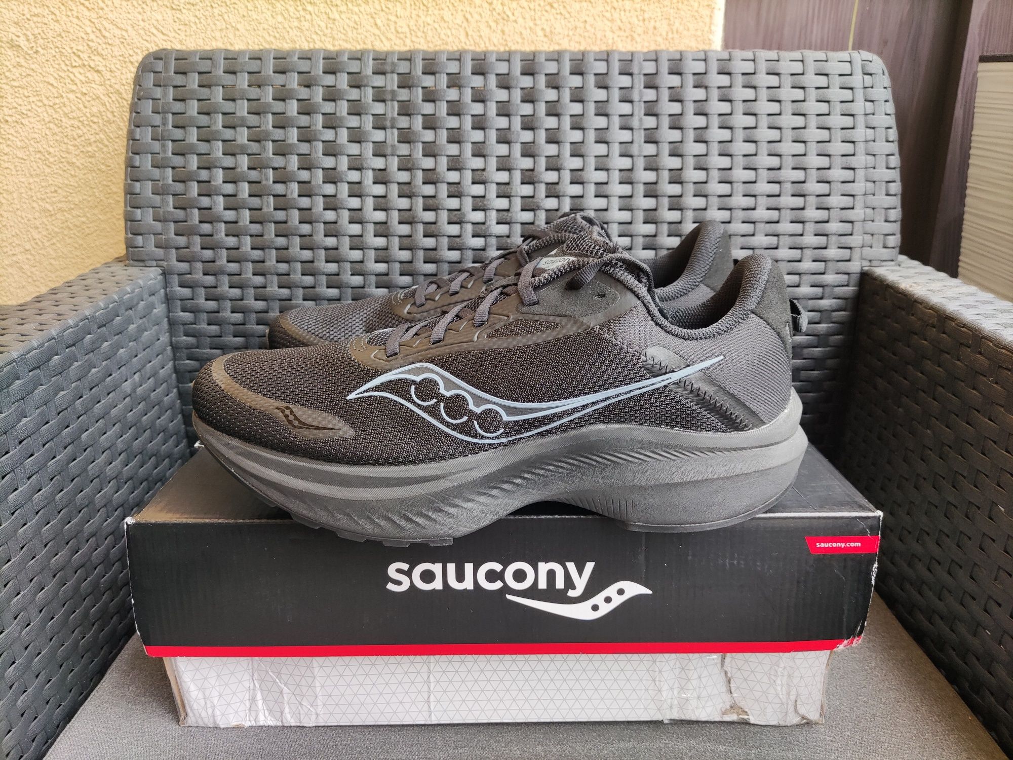 Buty męskie do biegania Saucony Axon 3 r 46